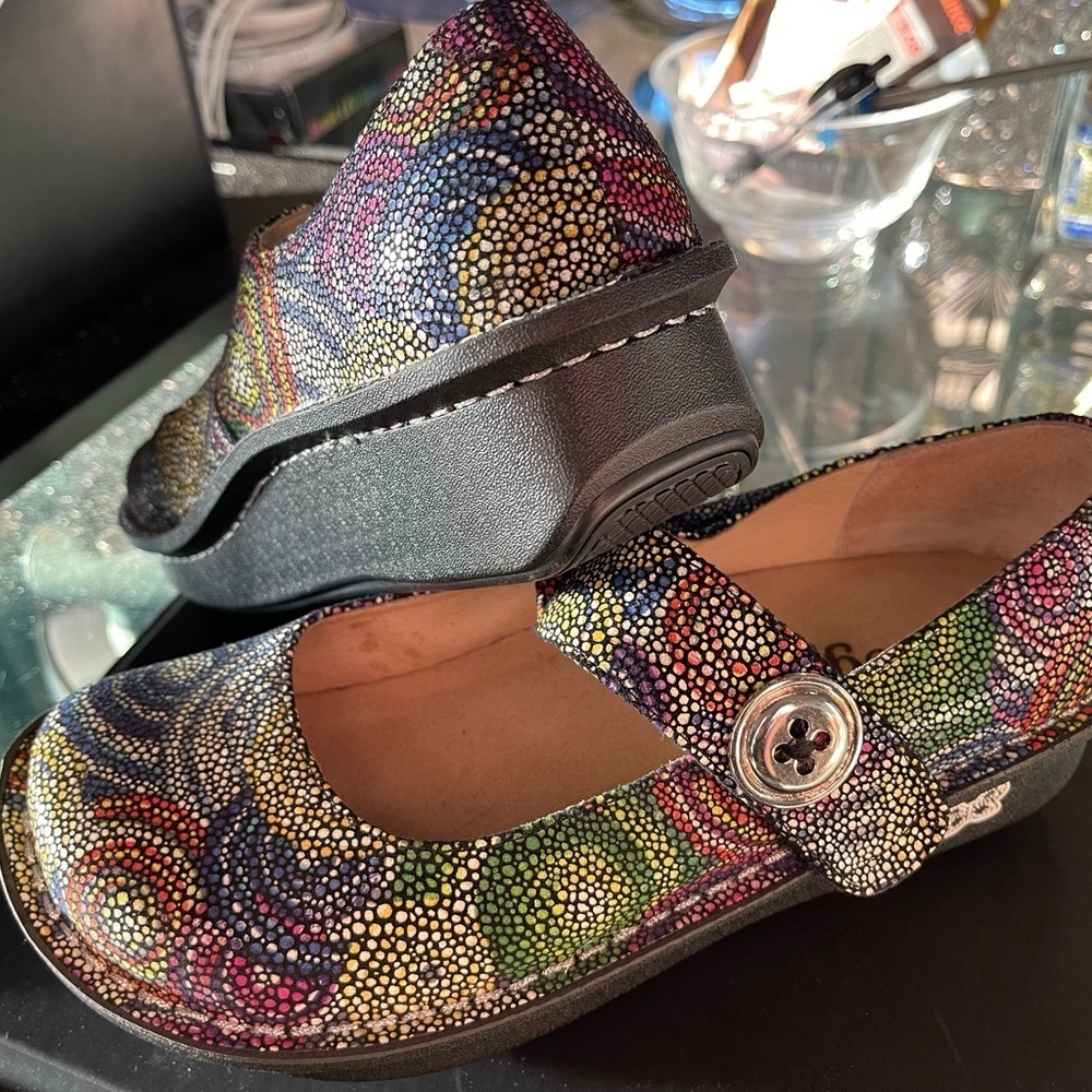 Alegria Pal-387 size 36.